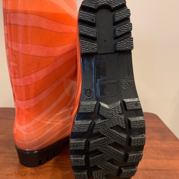 HP! NWT NICOLE MILLER Coral Sashimi Rain Boots - Picture 3 of 8